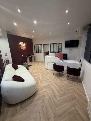 Espace d'accueil intérieur de Fresh Ride